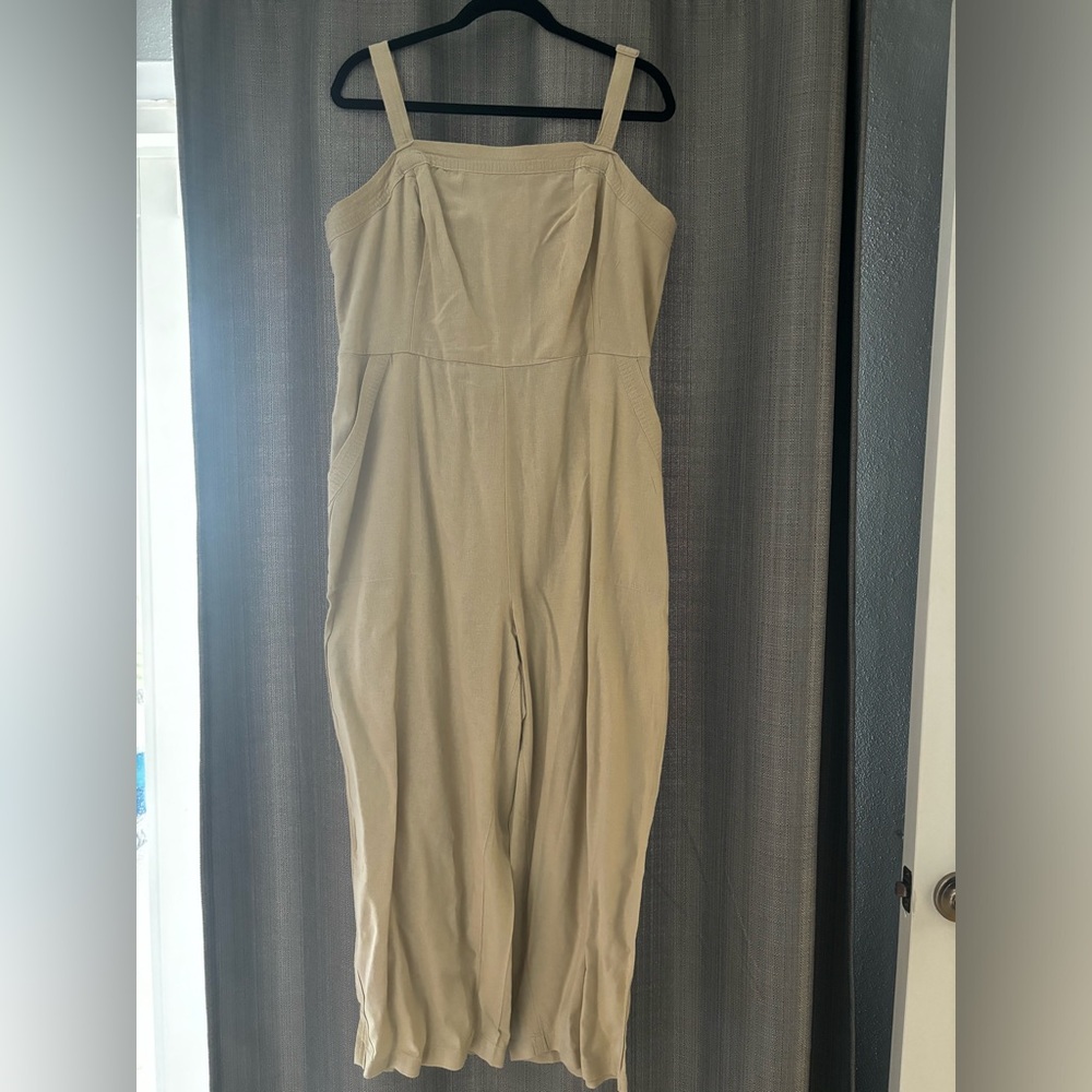 Women’s linen romper